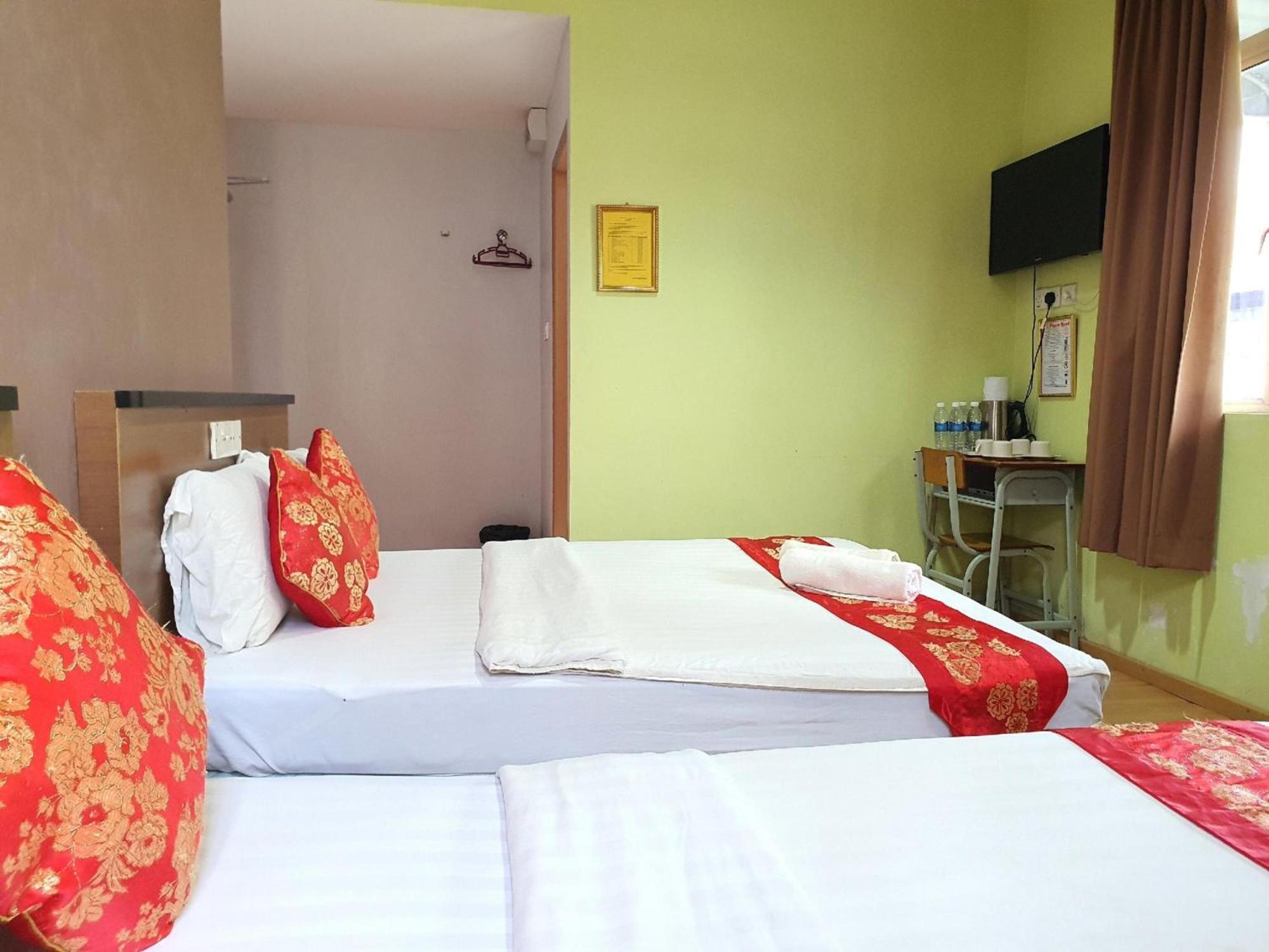 Oyo 90964 Melody 88 Inn Miri Ngoại thất bức ảnh