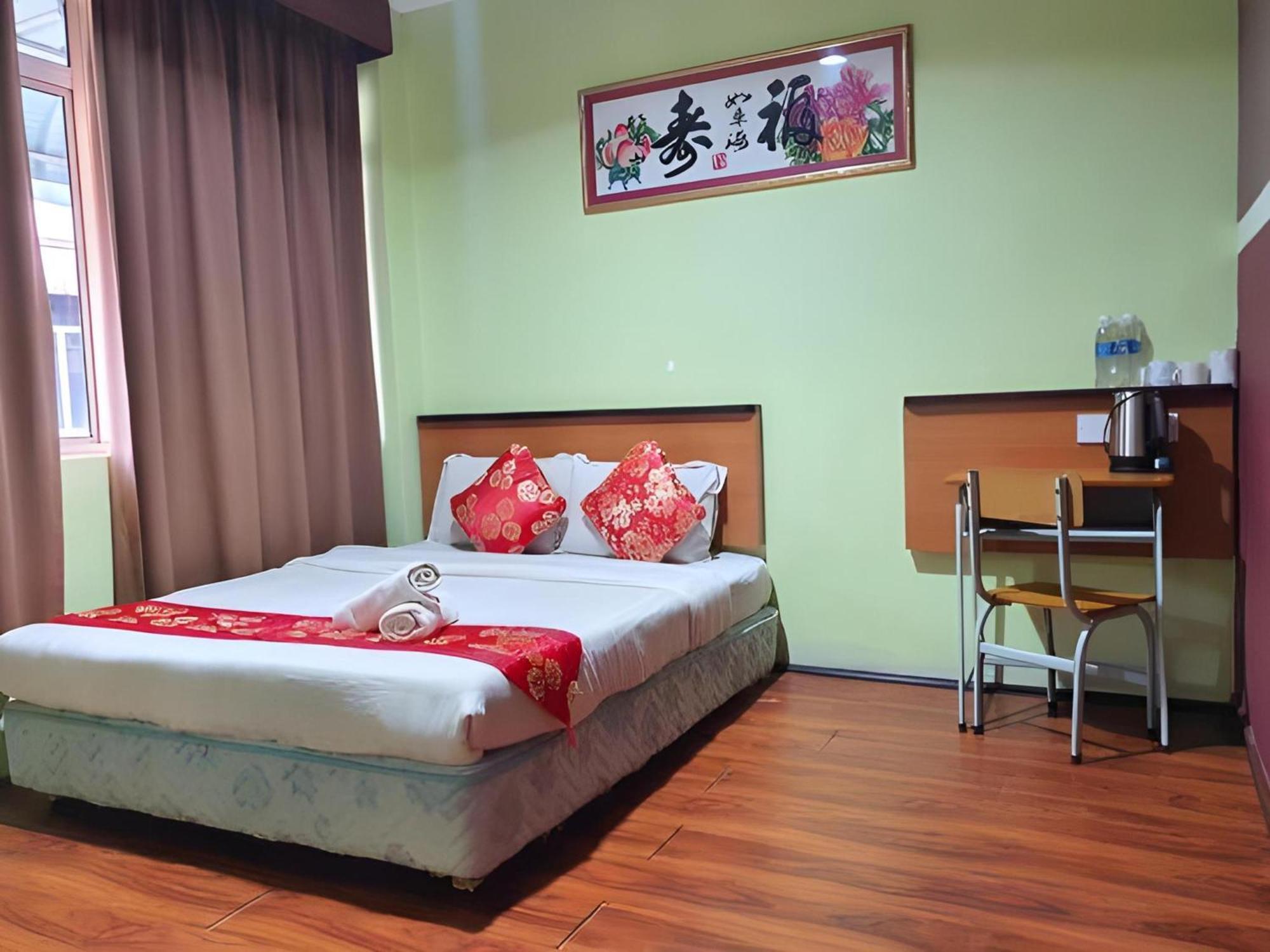 Oyo 90964 Melody 88 Inn Miri Ngoại thất bức ảnh