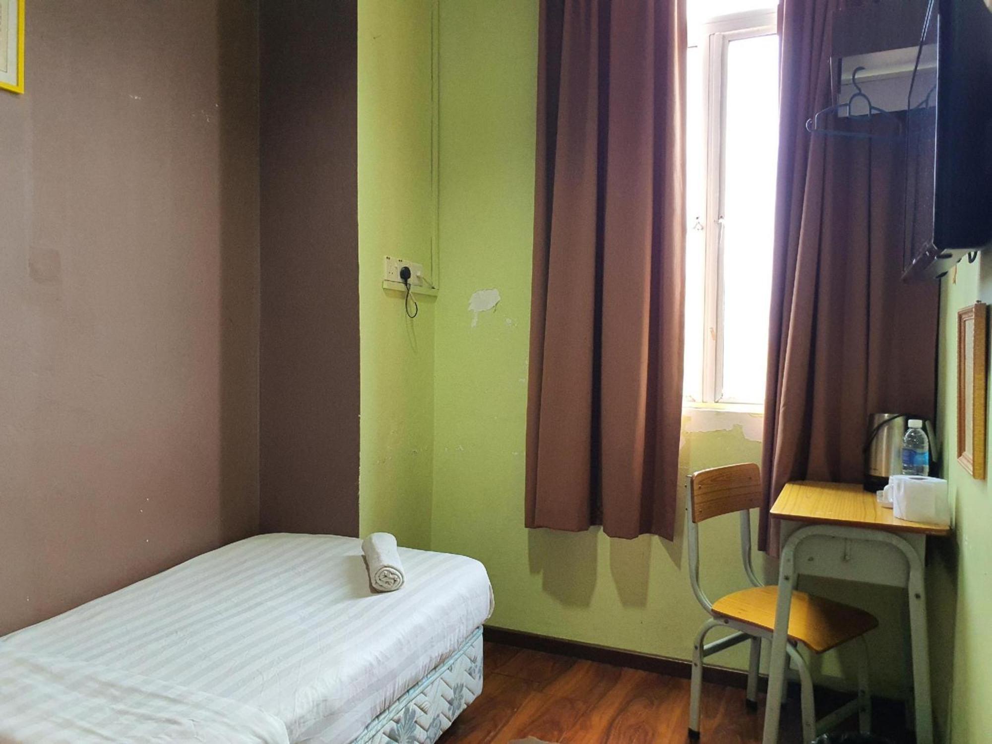 Oyo 90964 Melody 88 Inn Miri Ngoại thất bức ảnh